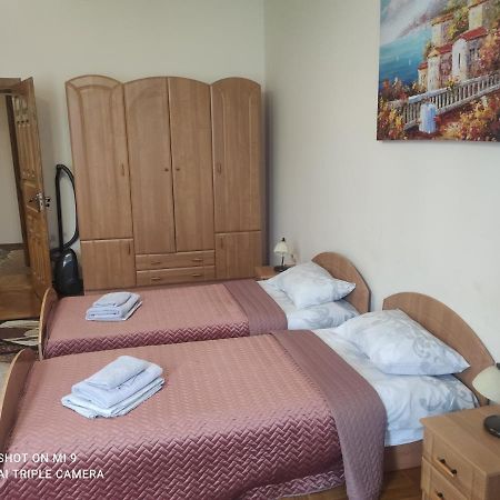מוקצ'בה Apartments Domovik ,Kirilla I Mefodiya, 5 מראה חיצוני תמונה