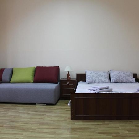 מוקצ'בה Apartments Domovik ,Kirilla I Mefodiya, 5 מראה חיצוני תמונה