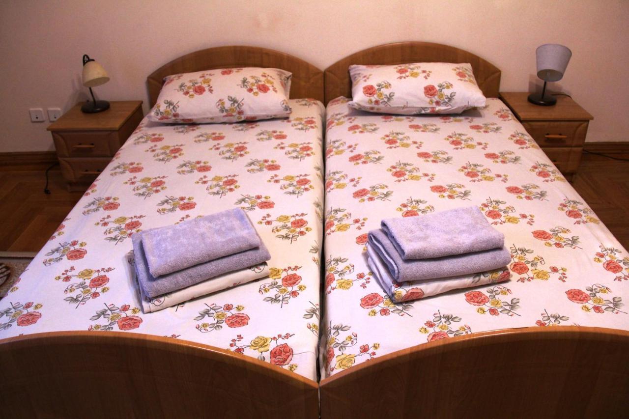 מוקצ'בה Apartments Domovik ,Kirilla I Mefodiya, 5 מראה חיצוני תמונה