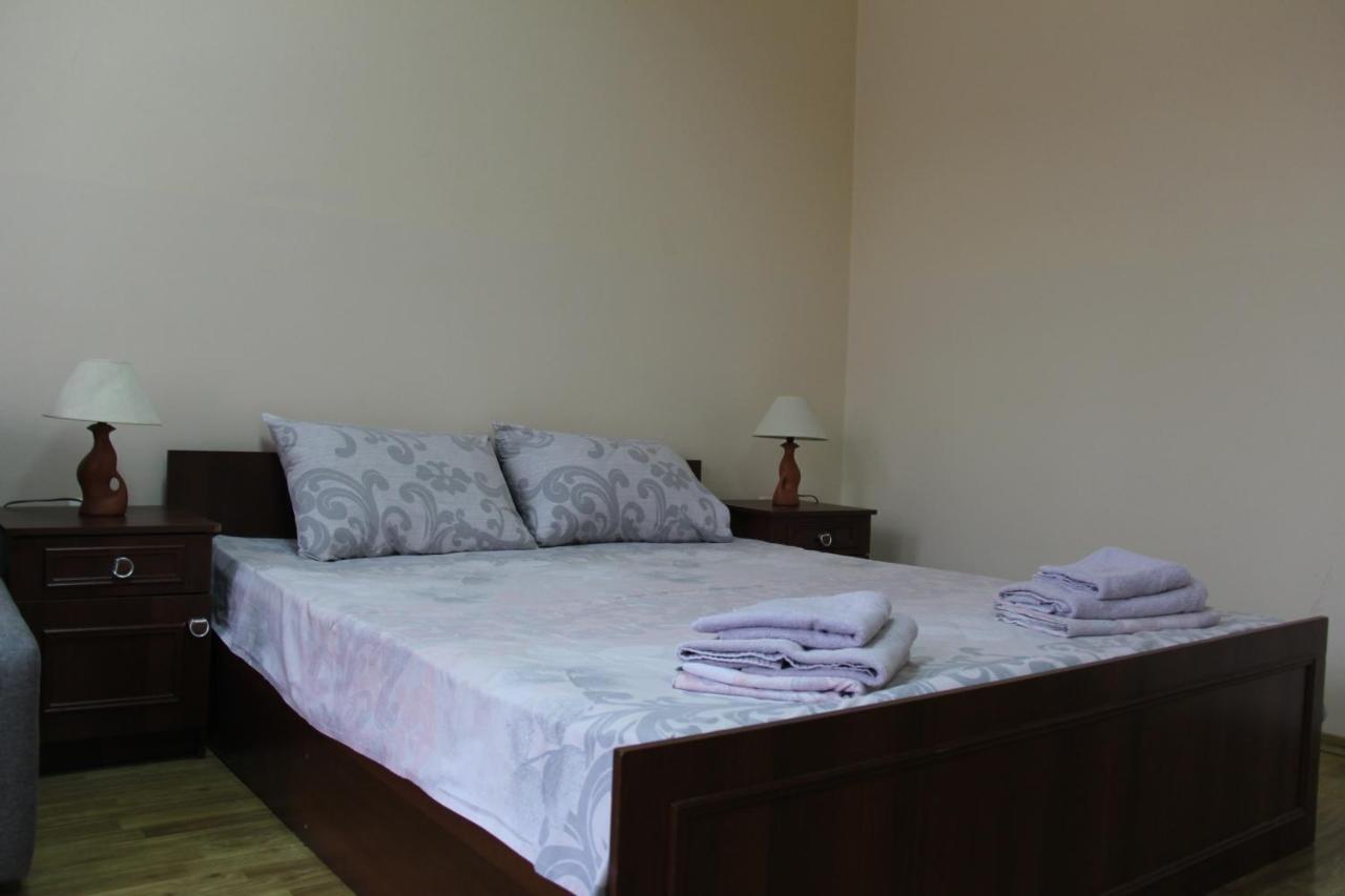 מוקצ'בה Apartments Domovik ,Kirilla I Mefodiya, 5 מראה חיצוני תמונה