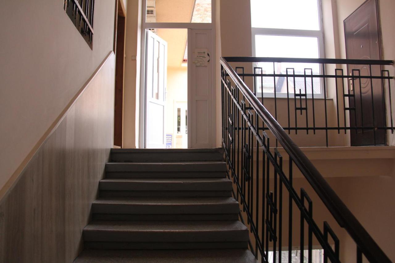 מוקצ'בה Apartments Domovik ,Kirilla I Mefodiya, 5 מראה חיצוני תמונה