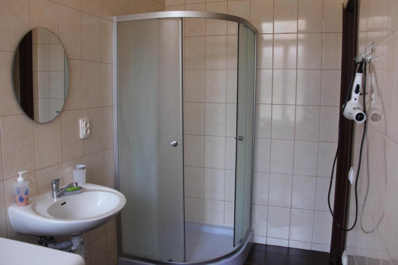 מוקצ'בה Apartments Domovik ,Kirilla I Mefodiya, 5 מראה חיצוני תמונה