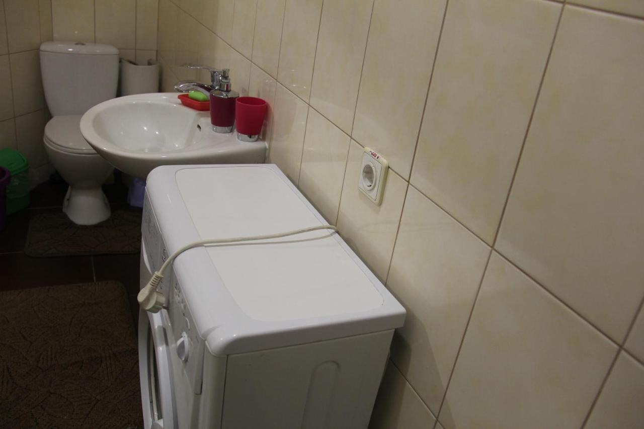 מוקצ'בה Apartments Domovik ,Kirilla I Mefodiya, 5 מראה חיצוני תמונה