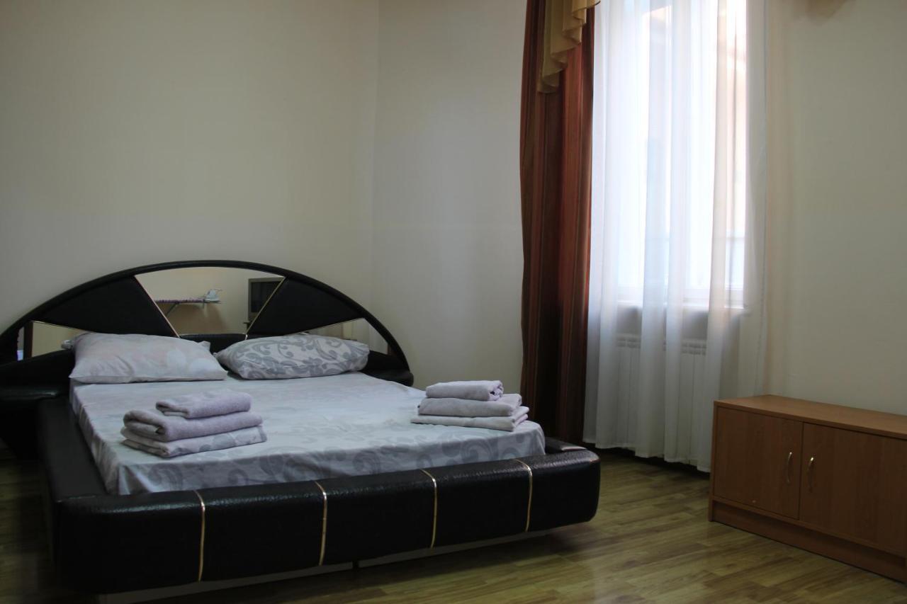 מוקצ'בה Apartments Domovik ,Kirilla I Mefodiya, 5 מראה חיצוני תמונה